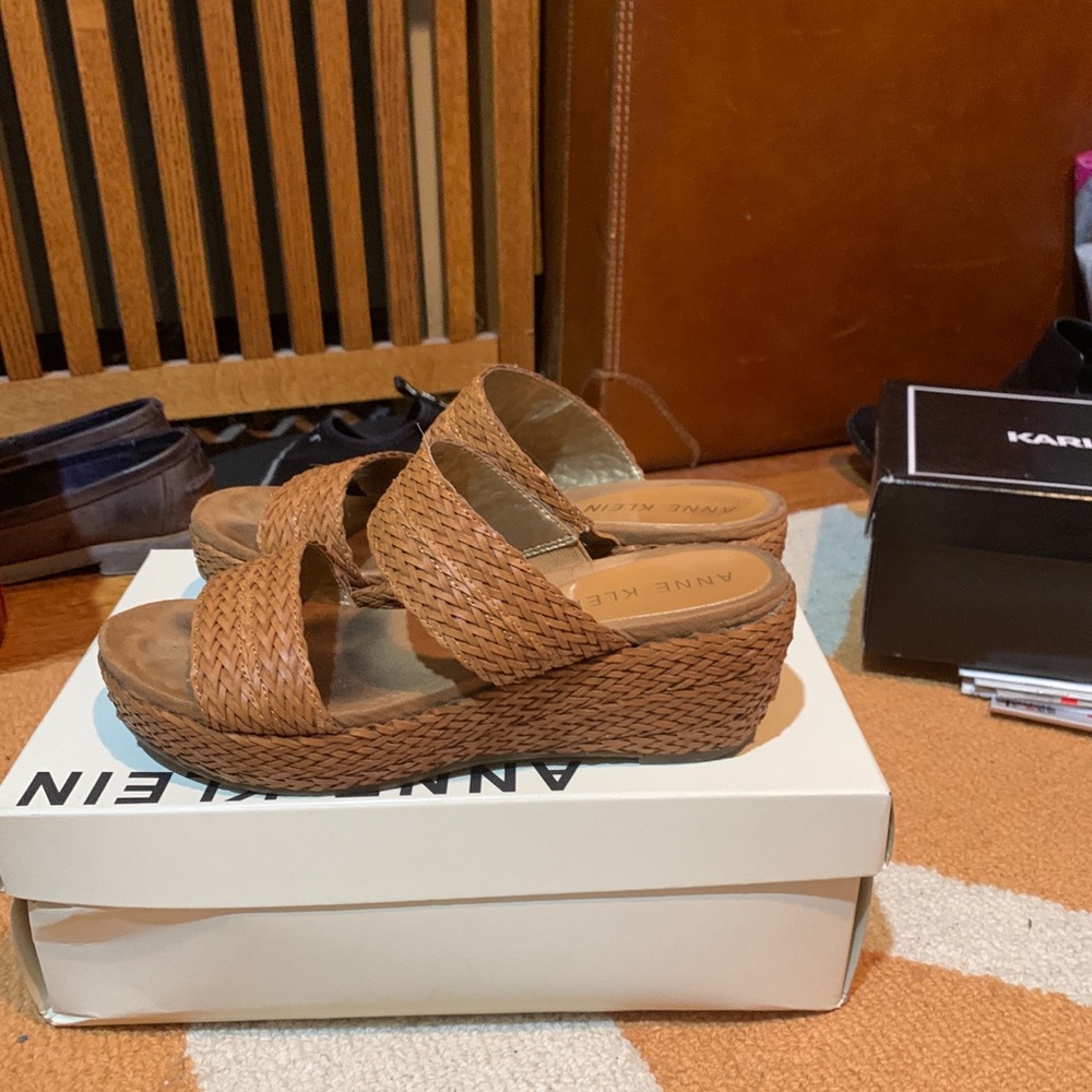Wedge Sandals - Picture 2 of 6